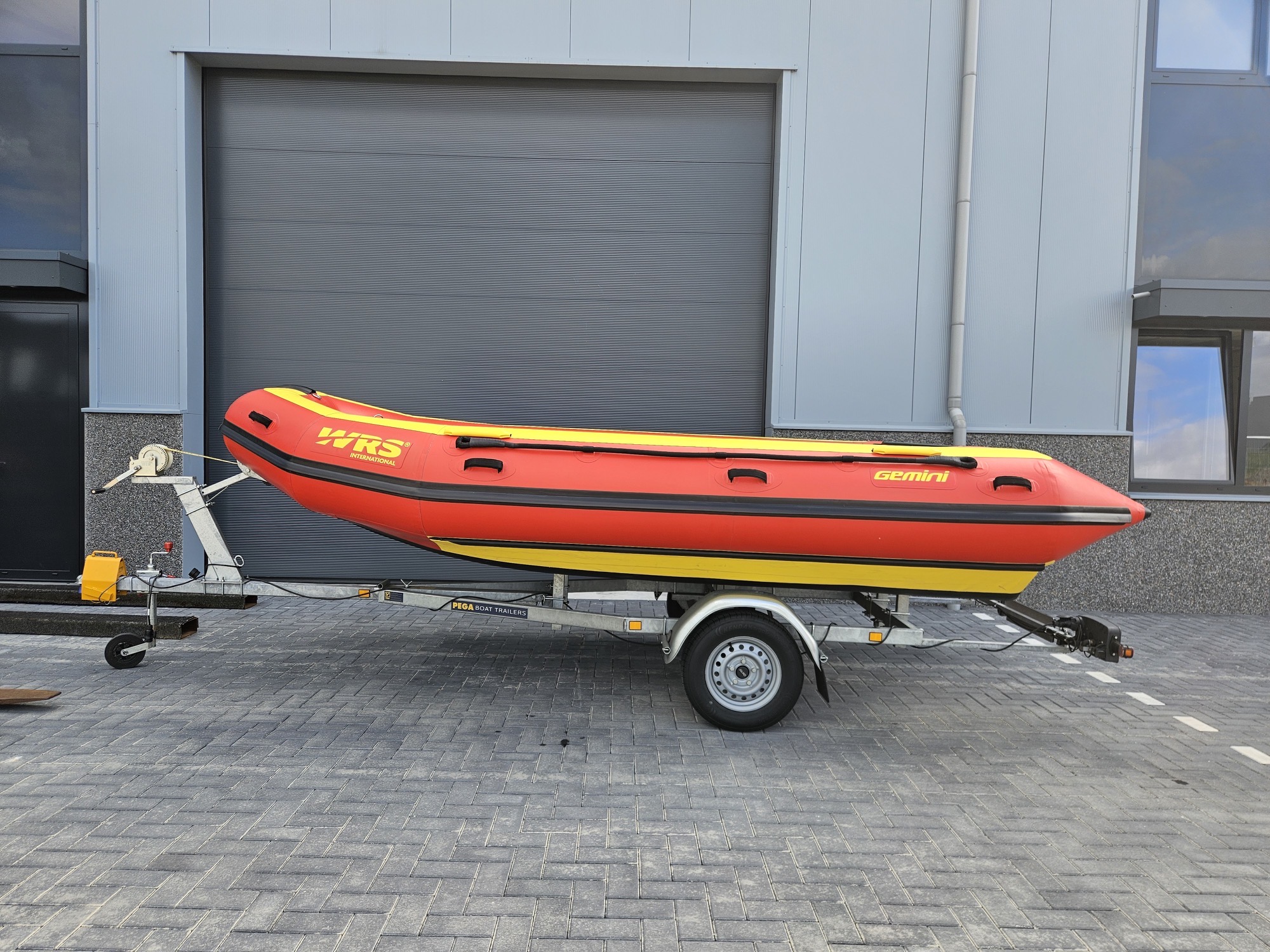 Gemini DIVE470 for Swift Water Rescue training