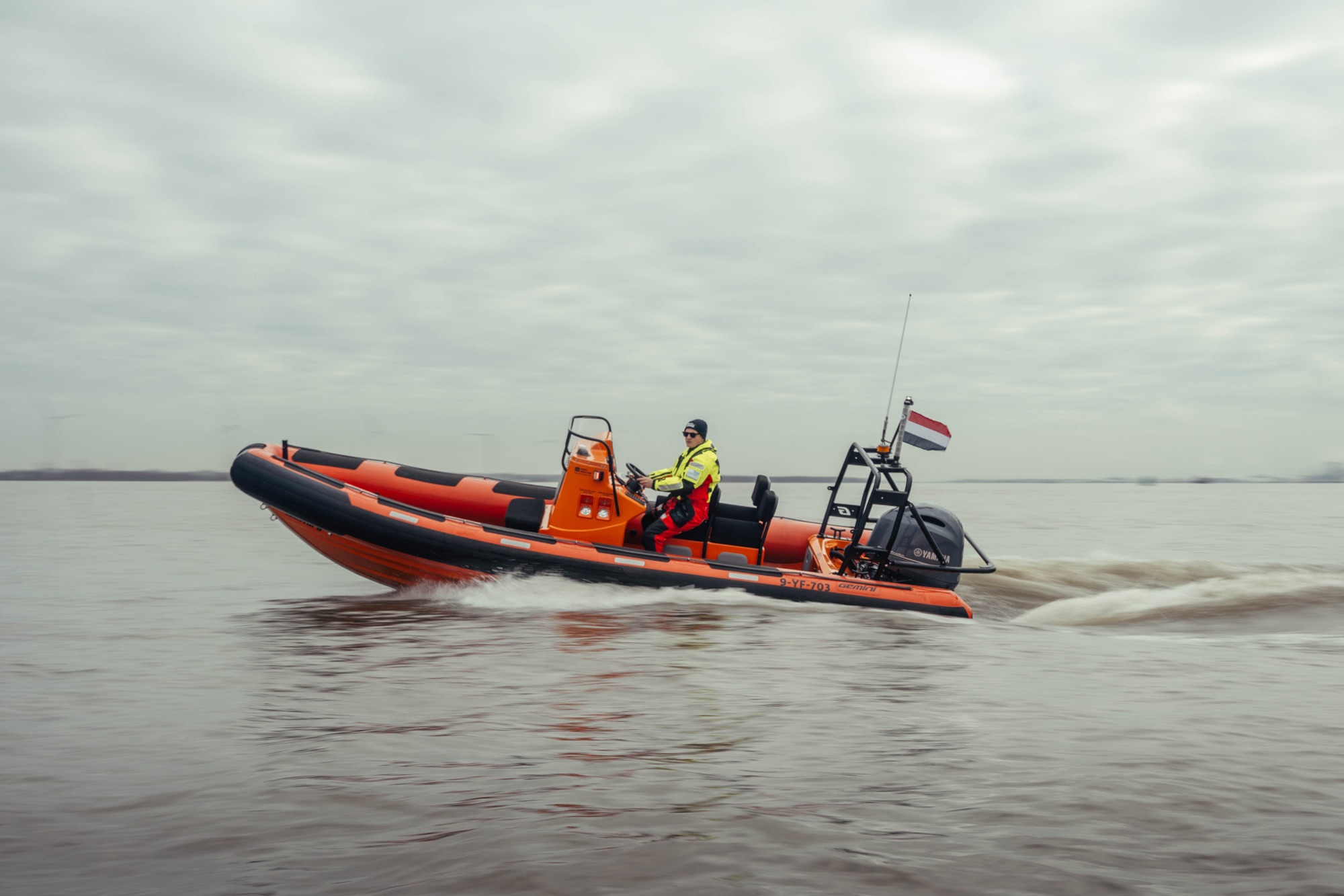 Gemini Marine WR650 professional RIB in operation