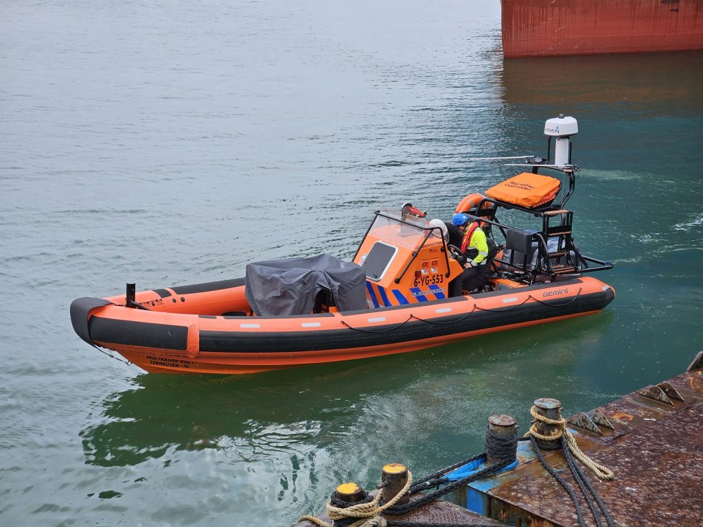 8 mtr SOLAS Fast Rescue Boat Foreshore 2