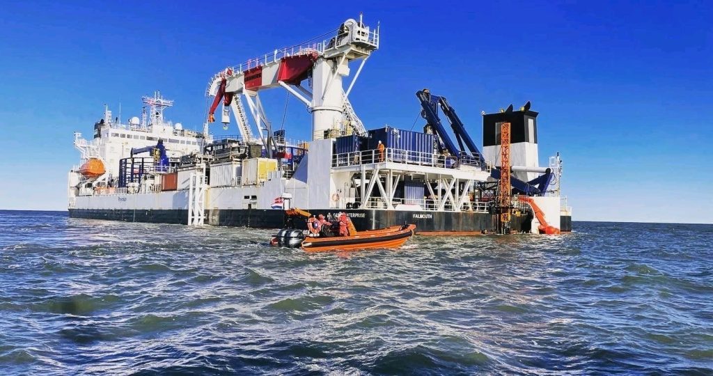 Projectbeeld 5 van Offshore Support RIB bij een Europese kabelaanlanding