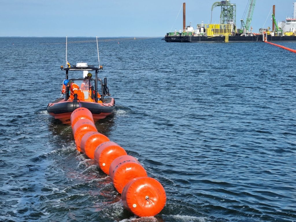 Projectbeeld 6 van Offshore Support RIB bij een Europese kabelaanlanding