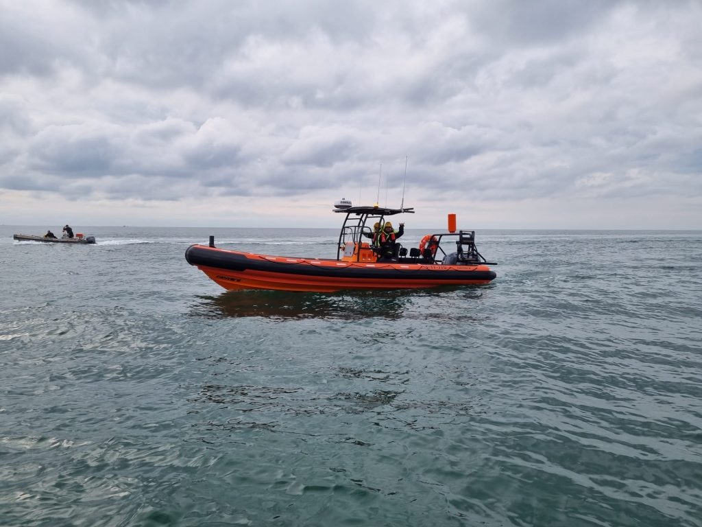 Projectbeeld 14 van Offshore Support RIB bij een Europese kabelaanlanding