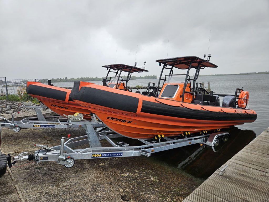 Projectbeeld 2 van Heavy Duty Cable Support RIB met dubbele Yamaha-motoren
