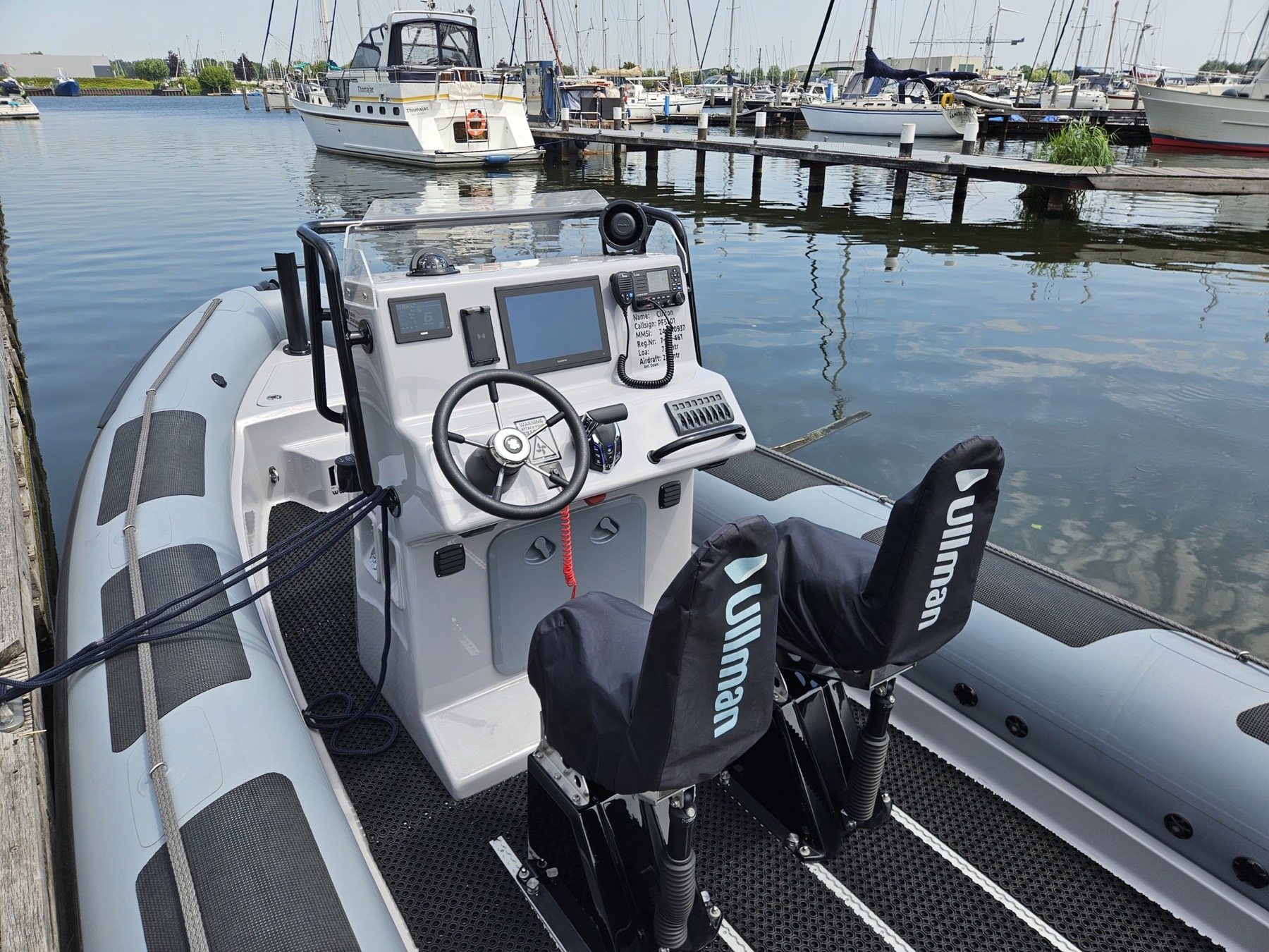 Werkdek en uitrusting van de Gemini Marine WR720