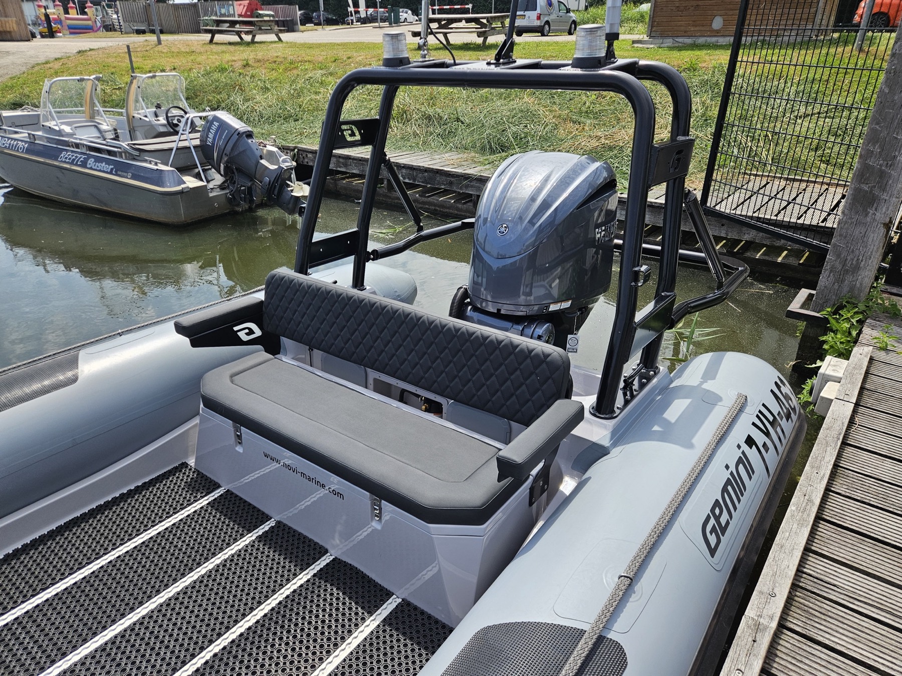Detail van de Gemini Marine WR720