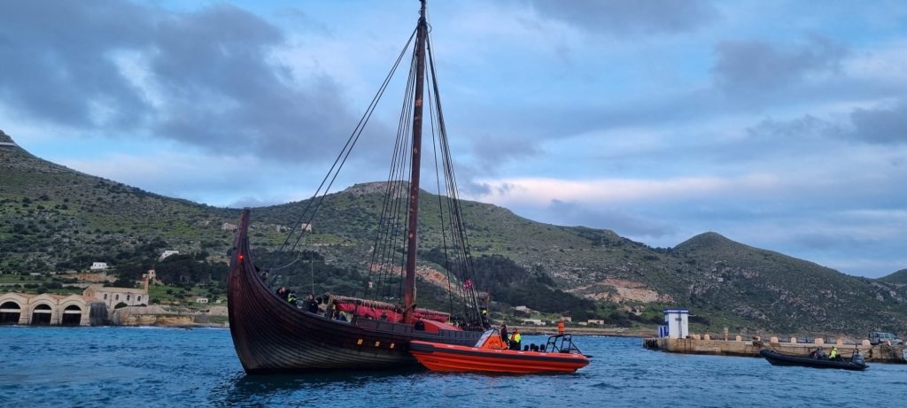 Projectbeeld 9 van Novi Marine RIB tijdens opnames van The Odyssey op Sicilië