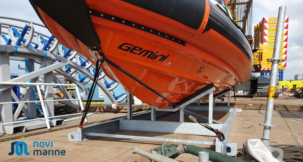 Gemini WR880 Parow Cabin RIB configured for offshore dive support — 8