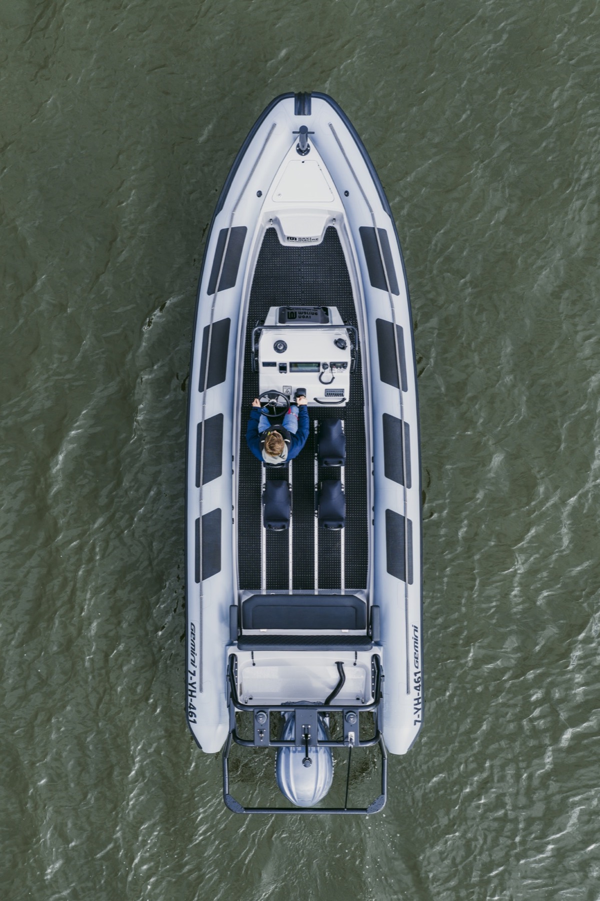 Top-down view of the Gemini Marine WR720