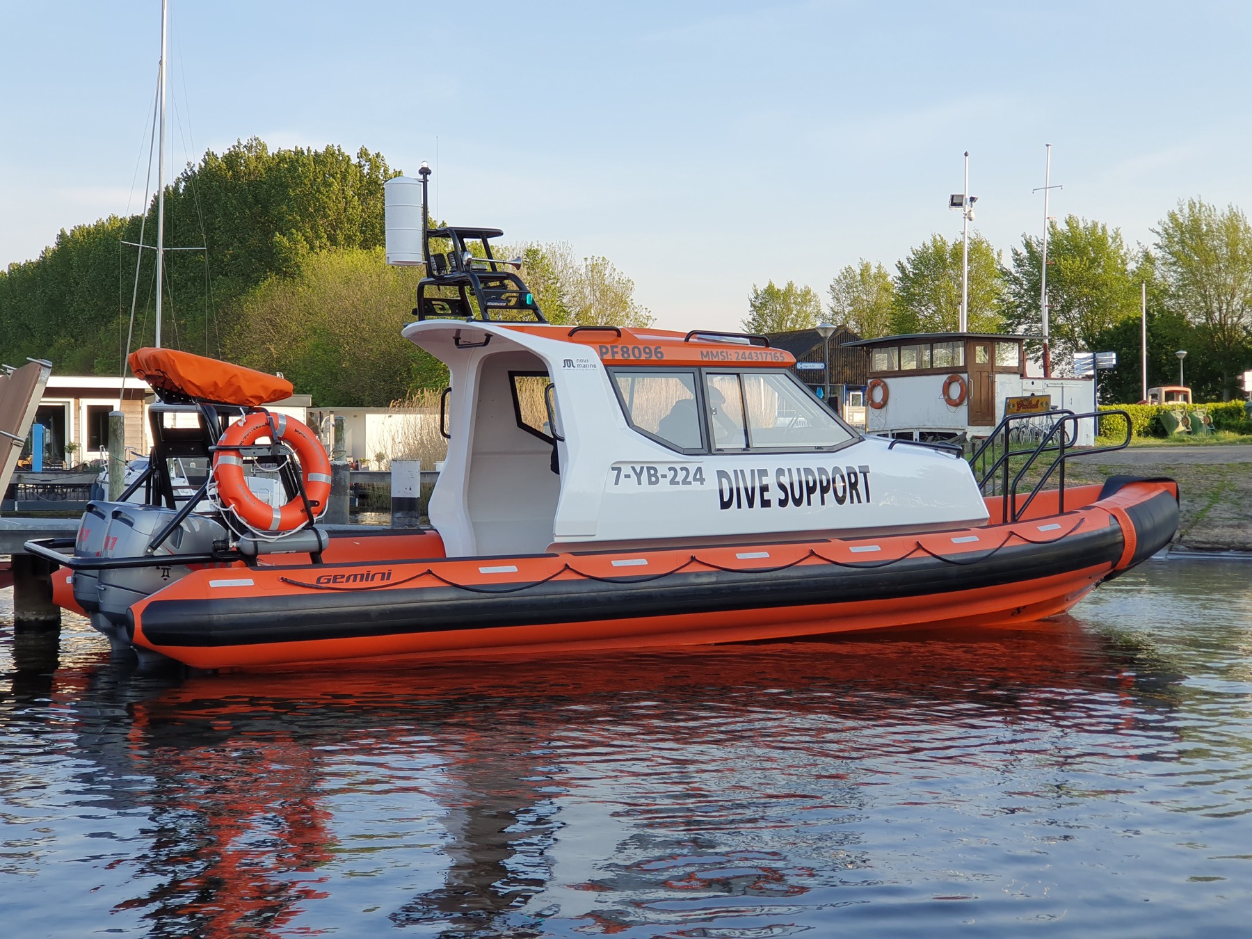 Gemini Marine WR880, gallery image 8