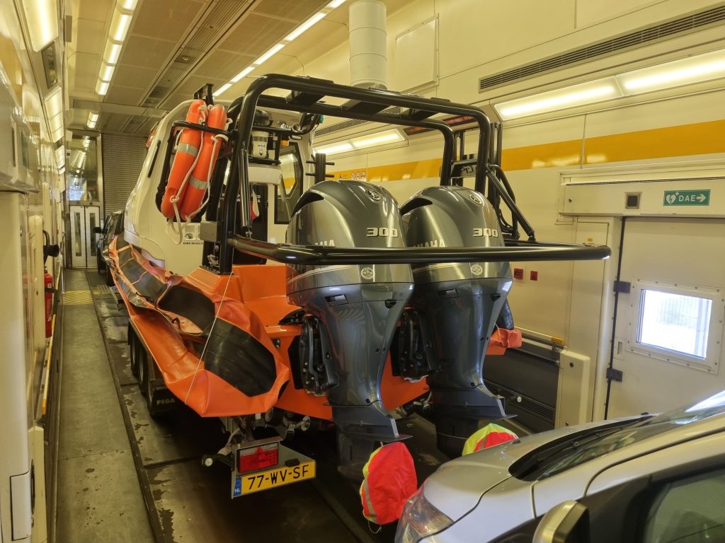 Project image 6 showing Gemini WR1060 Cabin RIB Seapoint for HST Workboats