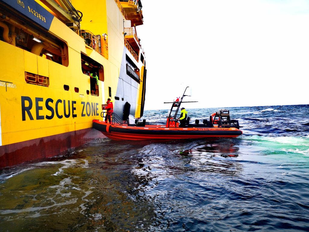 Project image 2 showing Novi Marine RIB supporting the filming of Tenet